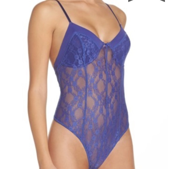 New Free People Runaway Lace Thong Bodysuit - Picture 5 of 7